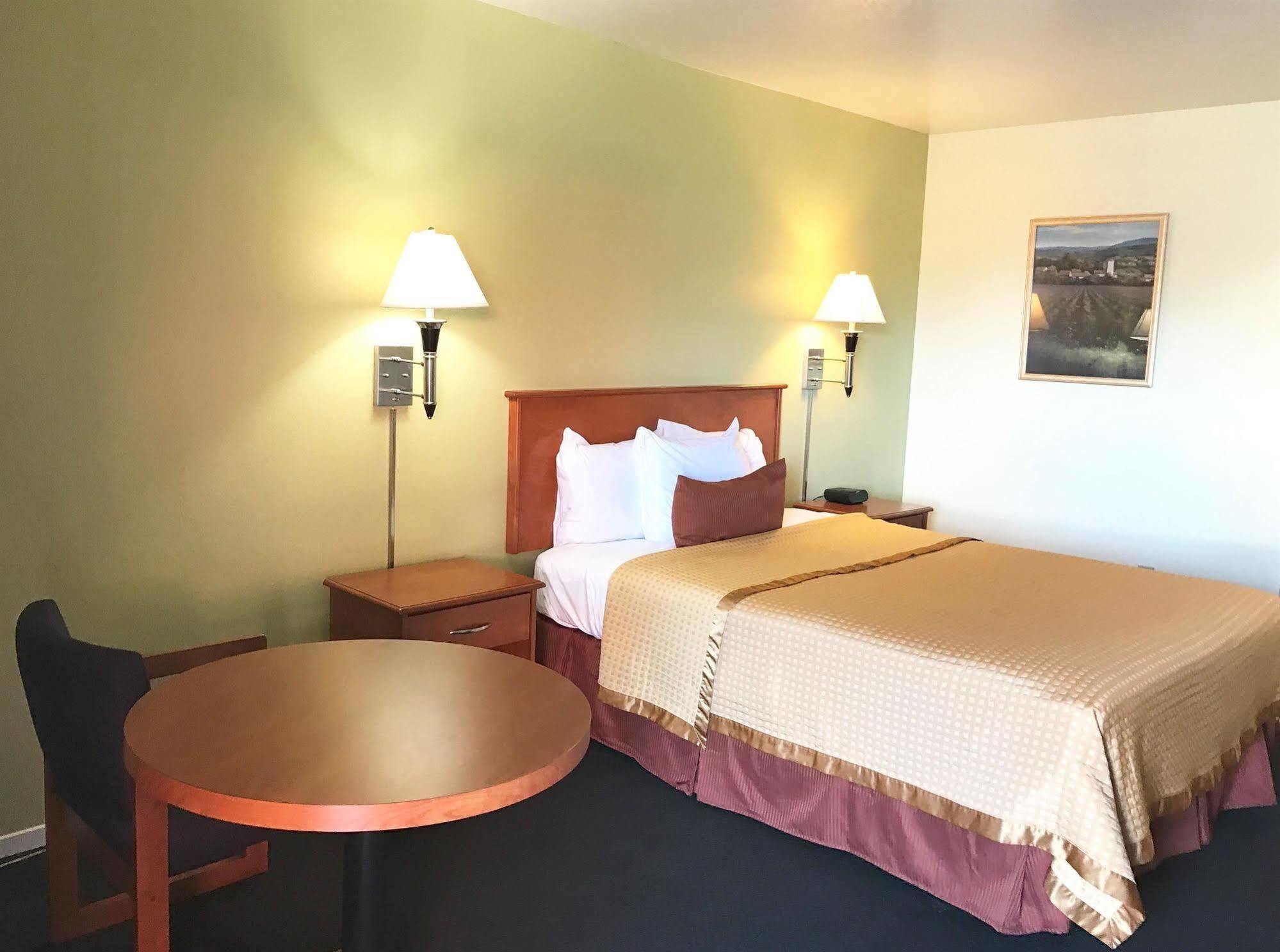Americas Best Value Inn Santa Rosa Exterior foto